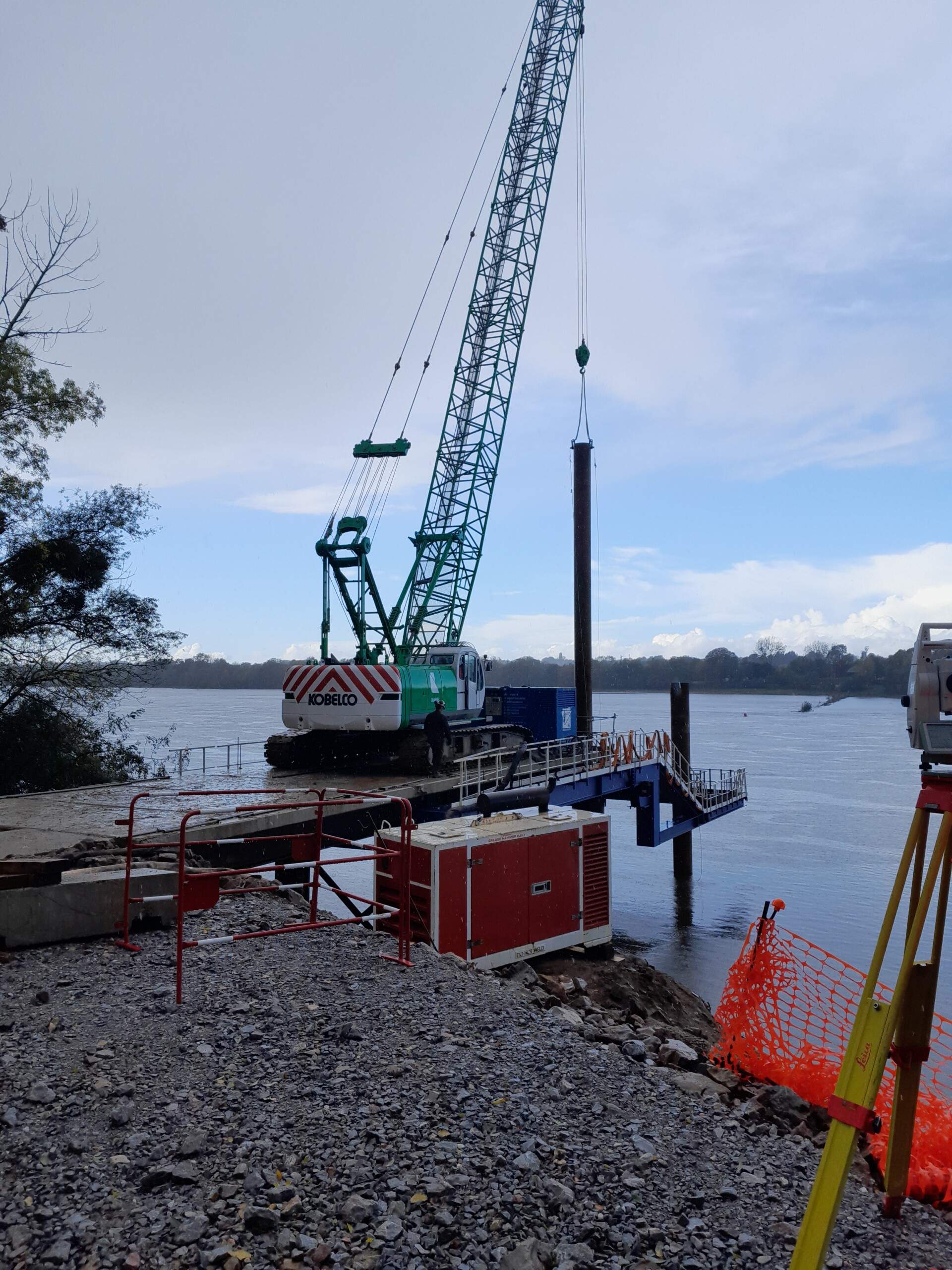 Construction de l'estacade de l'Ile Verte (Ancenis)